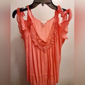 Candie's Double Bow Shoulder Top Coral size Medium